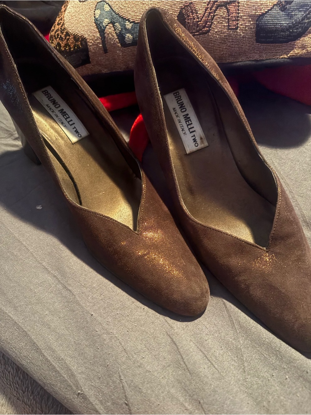Bruno Melli. Shimmery Brown metallic Pumps 
Unique. 3 inch block heel